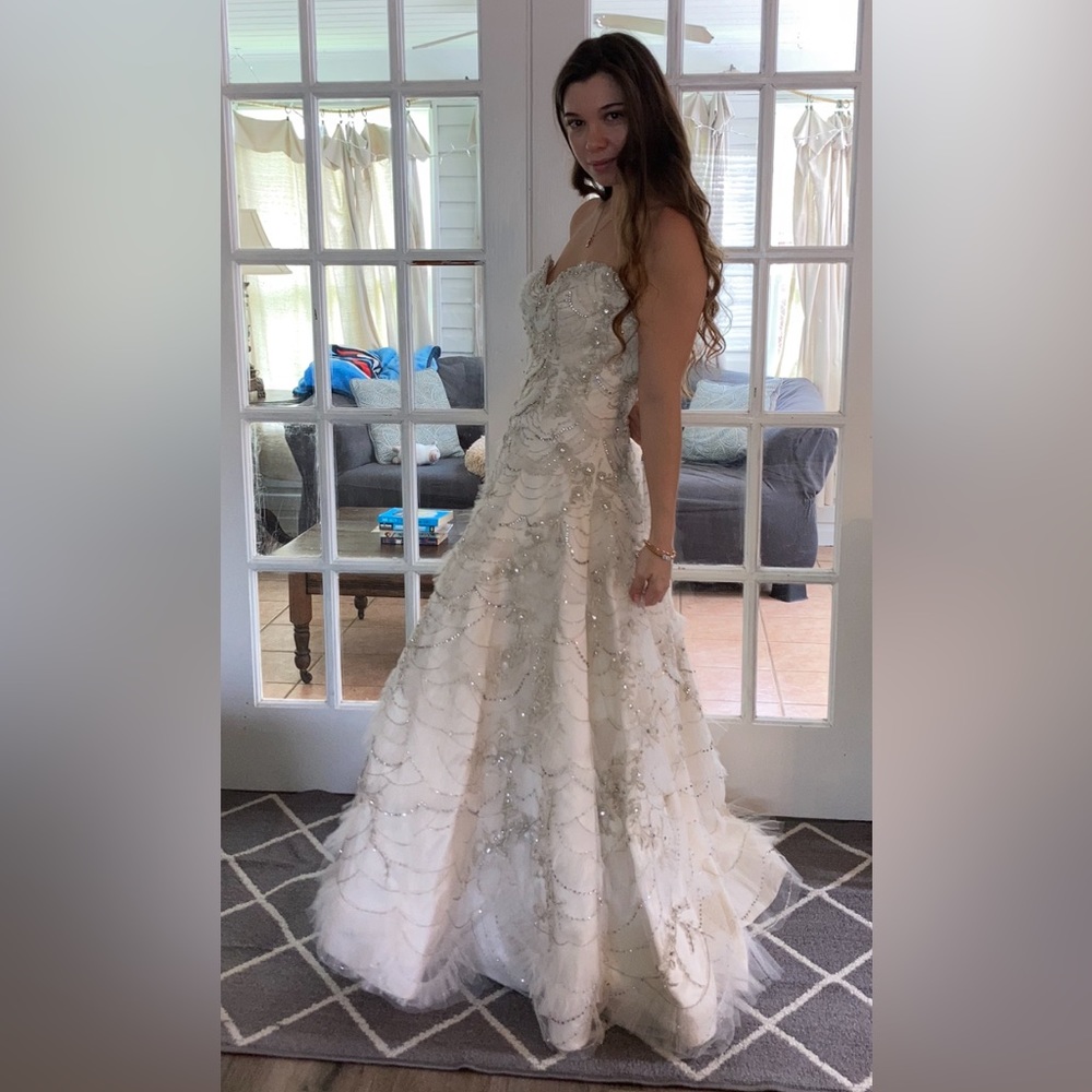 Enaura Bridal NWT Wedding Dress